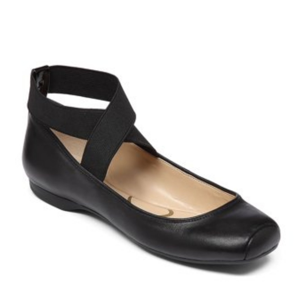 Jessica Simpson Mandalaye flats